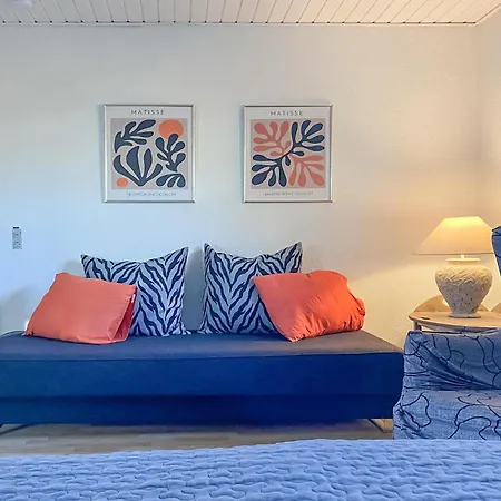 2 Bedroom Awesome In *